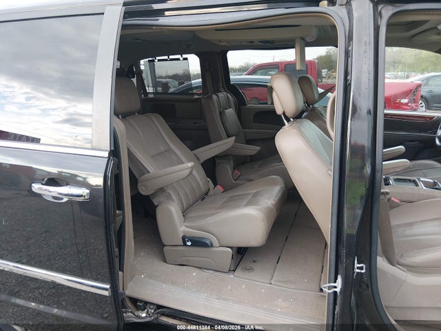 2014 Chrysler Town & Country Touring-l მანქანა იყიდება აუქციონზე, vin: 2C4RC1CG1ER259350, აუქციონის ნომერი: 44811384