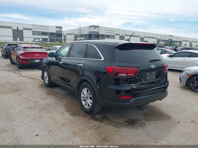 2019 Kia Sorento 2.4l L მანქანა იყიდება აუქციონზე, vin: 5XYPG4A30KG586996, აუქციონის ნომერი: 44811398