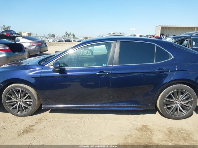 4T1G11AK6NU661299 Toyota CAMRY SE