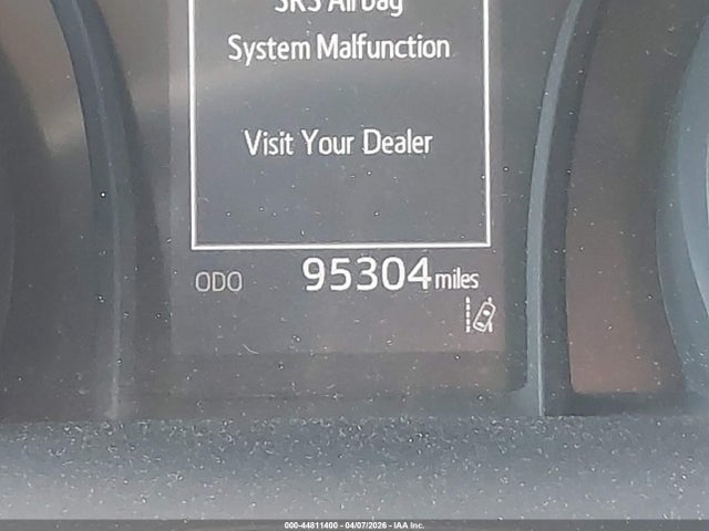 4T1G11AK6NU661299 Toyota CAMRY SE