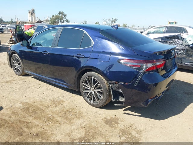 4T1G11AK6NU661299 Toyota CAMRY SE