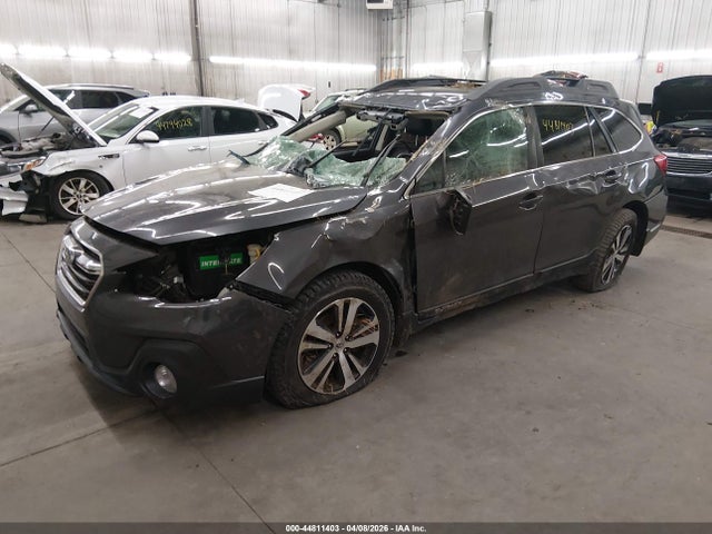 44811403 :رقم المزاد ، 4S4BSANC0J3261510 vin ، 2018 Subaru Outback 2.5i Limited مزاد بيع