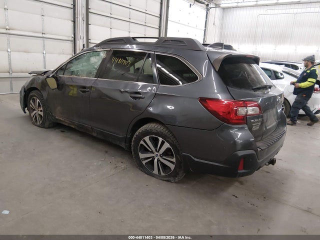 44811403 :رقم المزاد ، 4S4BSANC0J3261510 vin ، 2018 Subaru Outback 2.5i Limited مزاد بيع