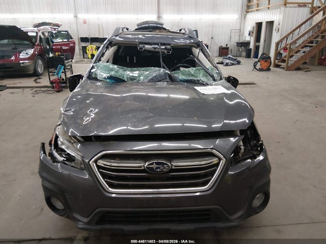 44811403 :رقم المزاد ، 4S4BSANC0J3261510 vin ، 2018 Subaru Outback 2.5i Limited مزاد بيع