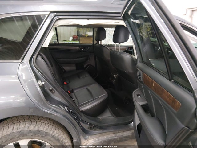 44811403 :رقم المزاد ، 4S4BSANC0J3261510 vin ، 2018 Subaru Outback 2.5i Limited مزاد بيع