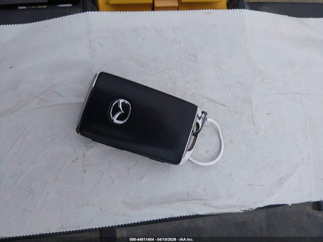 JM1BPAKLXM1339432 Mazda Mazda3 Select