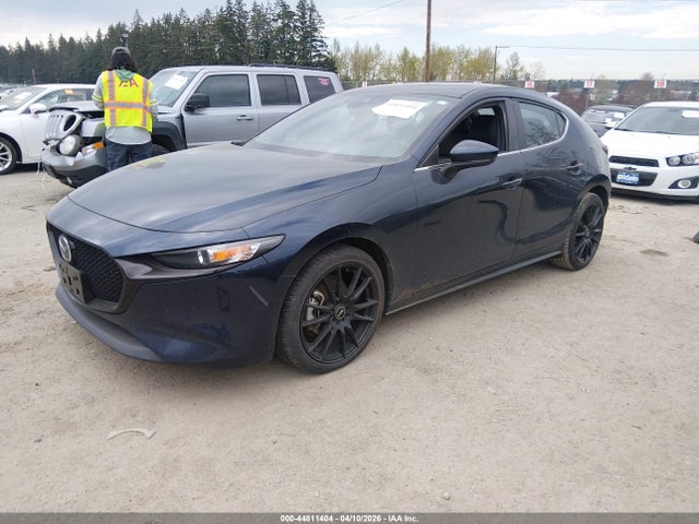 JM1BPAKLXM1339432 Mazda Mazda3 Select