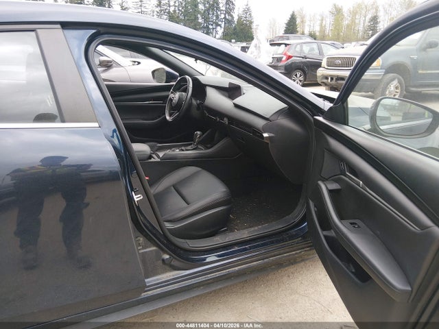JM1BPAKLXM1339432 Mazda Mazda3 Select