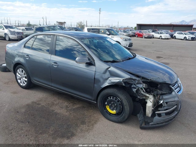 Продаж на аукціоні авто 2010 Volkswagen Jetta Limited Edition, vin: 3VWRZ7AJXAM138489, номер лоту: 44811410