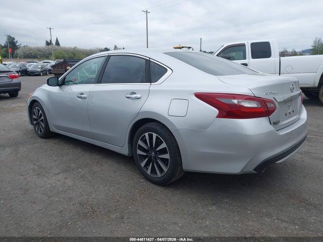 1N4AL3AP5JC243379 Nissan Altima 2.5 Sl
