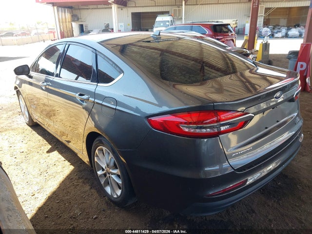 Продажа на аукционе авто 2019 Ford Fusion Hybrid Se, vin: 3FA6P0LU5KR201597, номер лота: 44811429