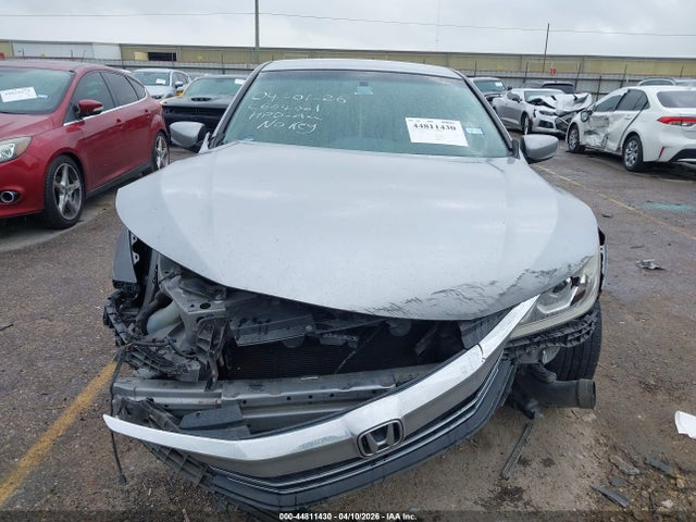 2016 Honda Accord Lx მანქანა იყიდება აუქციონზე, vin: 1HGCR2F33GA096275, აუქციონის ნომერი: 44811430