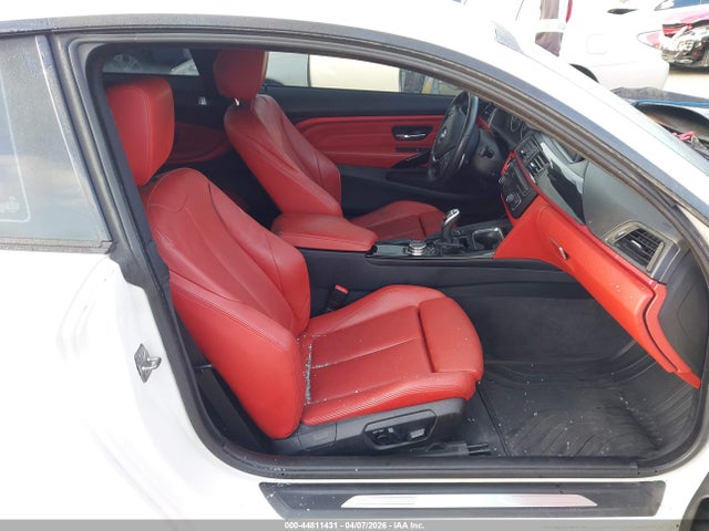 44811431 :رقم المزاد ، WBA3N7C55EK220600 vin ، 2014 Bmw 428i مزاد بيع