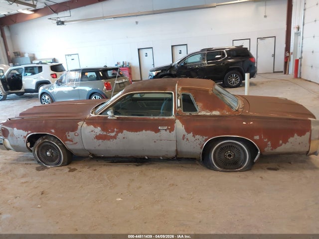 44811439 :رقم المزاد ، SS22M6R173456 vin ، 1976 Chrysler Cordoba مزاد بيع