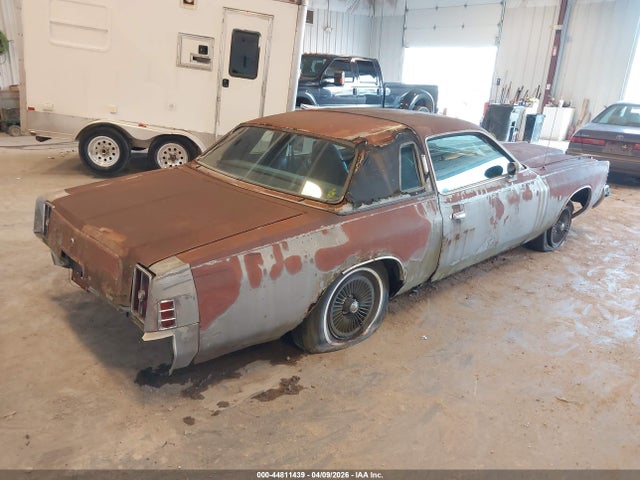 44811439 :رقم المزاد ، SS22M6R173456 vin ، 1976 Chrysler Cordoba مزاد بيع