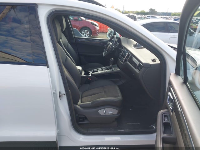 Porsche Macan 2017 WP1AA2A5XHLB04768 Image 5