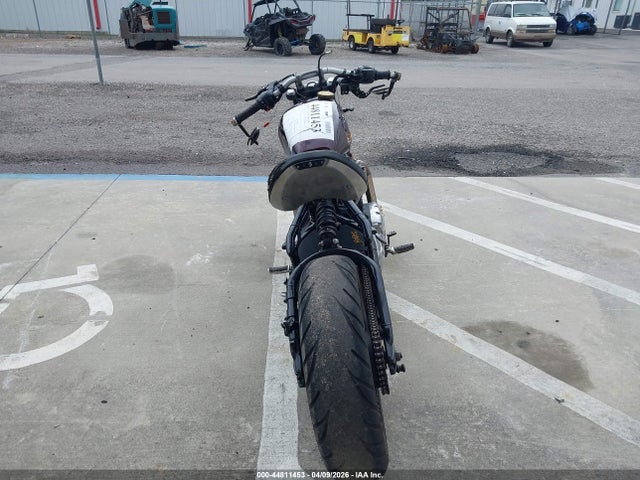 SMTD42HLXHT801675 Triumph Motorcycle Bonneville Bobber