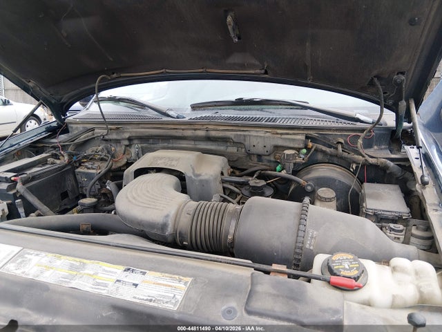 44811490 :رقم المزاد ، 2FTRX18L81CA31918 vin ، 2001 Ford F-150 Lariat/xl/xlt مزاد بيع