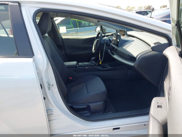 Toyota Prius Le 2025 JTDACAAU2S3062276 Image 5