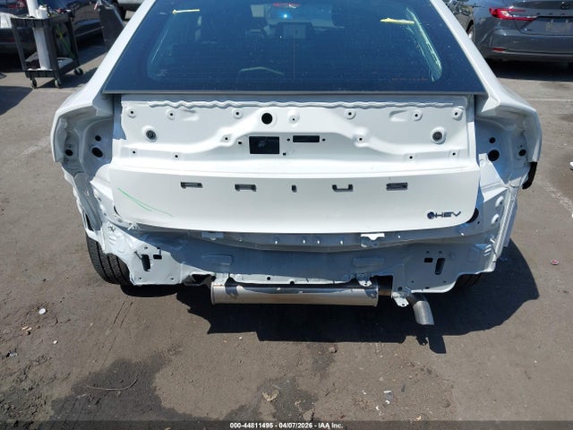 Toyota Prius Le 2025 JTDACAAU2S3062276 Image 6