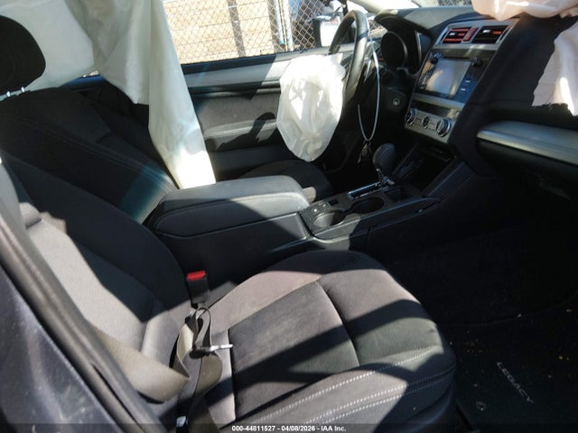 Продажа на аукционе авто 2015 Subaru Legacy 2.5i Premium, vin: 4S3BNAC66F3018106, номер лота: 44811527
