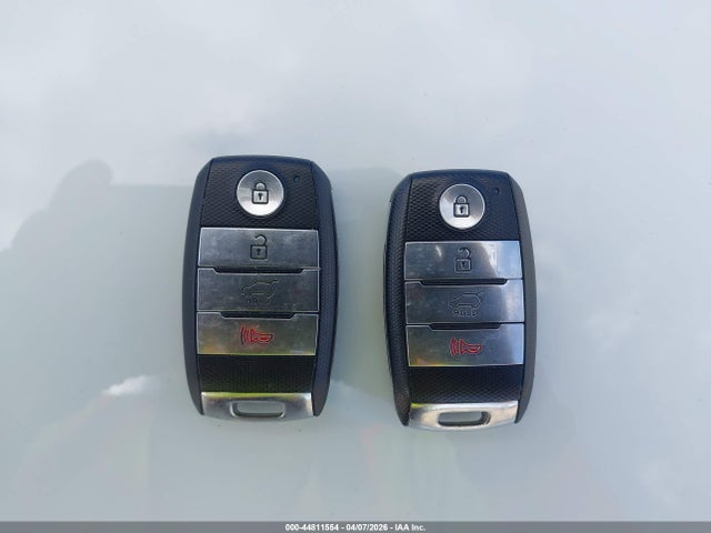 KNDJX3A59G7831090 KIA Soul !