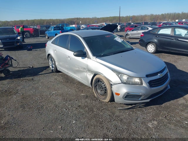 Aukcja sprzedaży 2015 Chevrolet Cruze Ls Auto, vin: 1G1PA5SG7F7264750, numer aukcji: 44811575