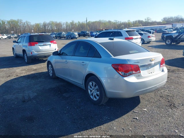 Aukcja sprzedaży 2015 Chevrolet Cruze Ls Auto, vin: 1G1PA5SG7F7264750, numer aukcji: 44811575