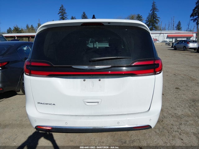 2C4RC1BG8RR115835 Chrysler Pacifica Touring L