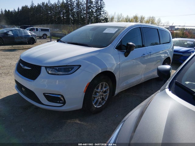2C4RC1BG8RR115835 Chrysler Pacifica Touring L