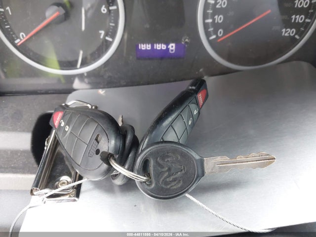 2012 Ram 1500 St მანქანა იყიდება აუქციონზე, vin: 1C6RD7KT7CS242618, აუქციონის ნომერი: 44811595