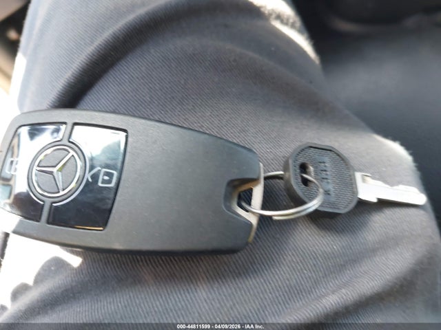 44811599 :رقم المزاد ، WDAPF4CD7KN013369 vin ، 2019 Mercedes-benz Sprinter 4500 Standard Roof V6 مزاد بيع