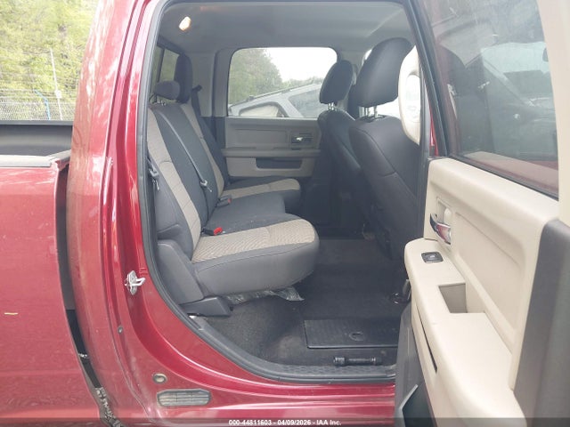 44811603 :رقم المزاد ، 3C63D3DL8CG219416 vin ، 2012 Ram 3500 Slt مزاد بيع