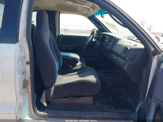 2000 DODGE DAKOTA 1B7GG22N8YS727918 Photo 4