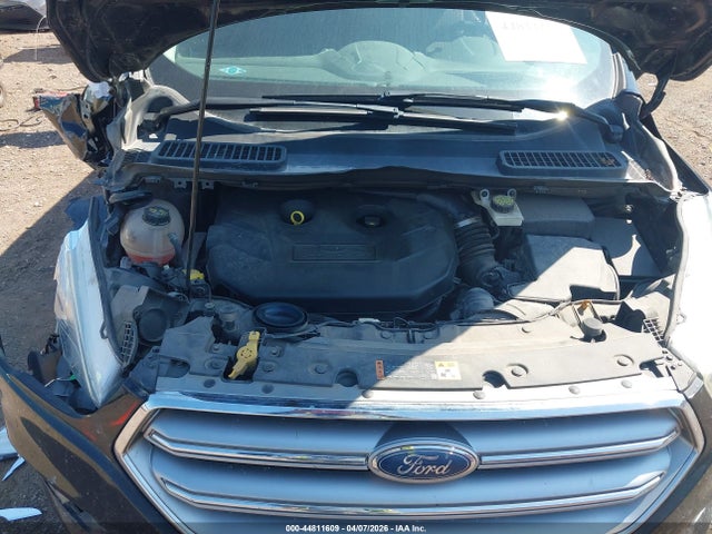 Продажа на аукционе авто 2017 Ford Escape Se, vin: 1FMCU0G96HUD66972, номер лота: 44811609