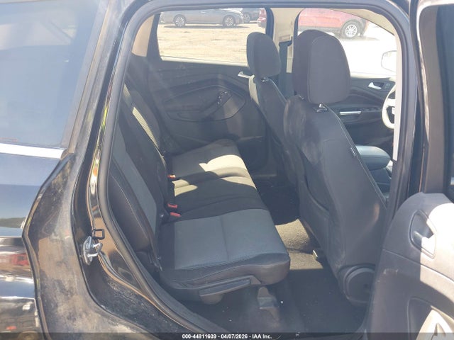 Продажа на аукционе авто 2017 Ford Escape Se, vin: 1FMCU0G96HUD66972, номер лота: 44811609