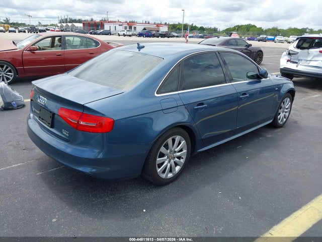 44811613 :رقم المزاد ، WAUBFAFL4FN025815 vin ، 2015 Audi A4 2.0t Premium مزاد بيع