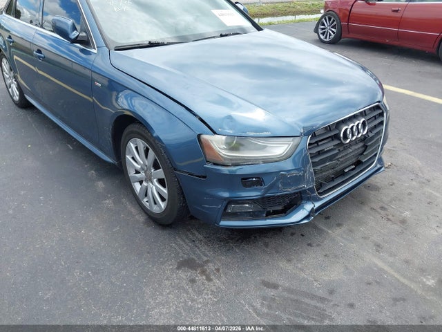 44811613 :رقم المزاد ، WAUBFAFL4FN025815 vin ، 2015 Audi A4 2.0t Premium مزاد بيع