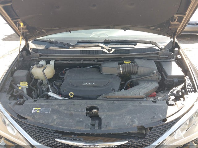 Aukcja sprzedaży 2017 Chrysler Pacifica Touring-l, vin: 2C4RC1BG6HR756951, numer aukcji: 44811618