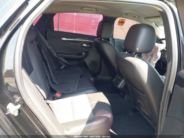 Chevrolet IMPALA 1LT 2018 2G1105S33J9110954 Image 8