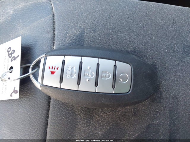 3N8AP6CE2TL339445 Nissan KICKS SV