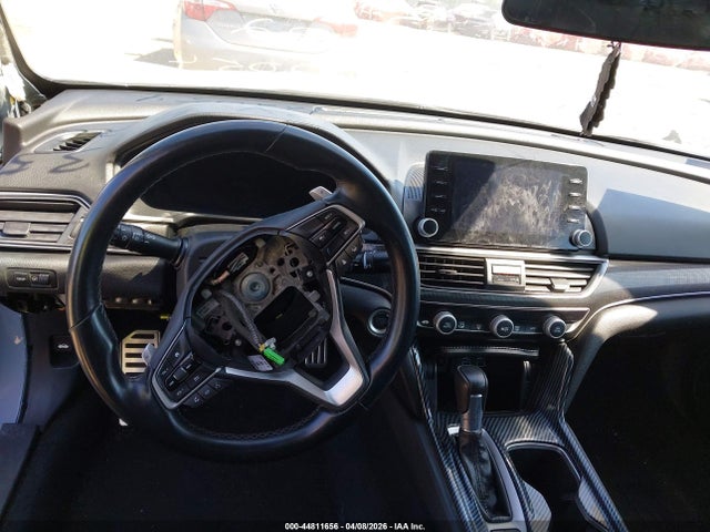 Auction sale of the 2022 Honda Accord Sport, vin: 1HGCV1F35NA122054, lot number: 44811656