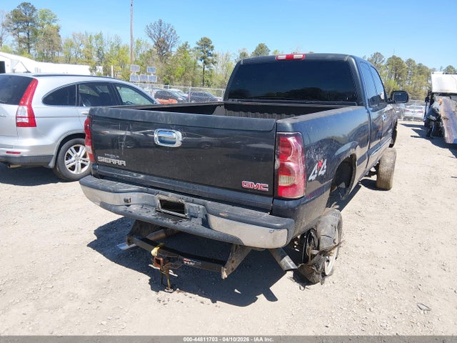 44811703 :رقم المزاد ، 1GTHK29U15E129647 vin ، 2005 Gmc Sierra 2500hd Sle مزاد بيع