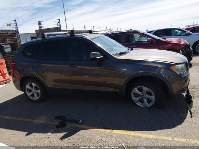 2011 Bmw X3 Xdrive28i მანქანა იყიდება აუქციონზე, vin: 5UXWX5C55BL701577, აუქციონის ნომერი: 44811704