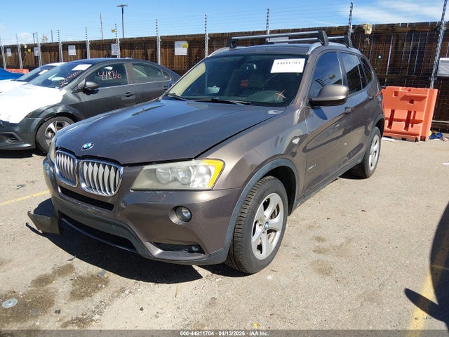 2011 Bmw X3 Xdrive28i მანქანა იყიდება აუქციონზე, vin: 5UXWX5C55BL701577, აუქციონის ნომერი: 44811704