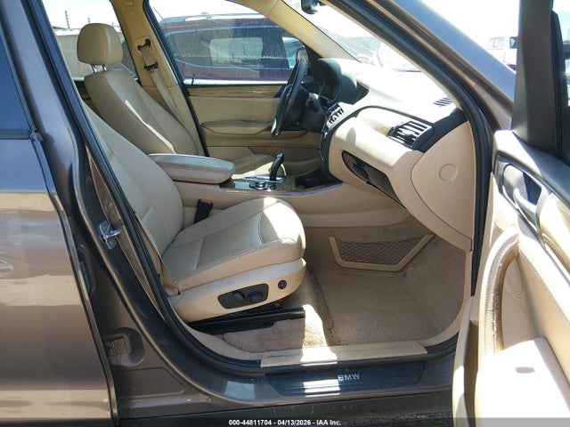 2011 Bmw X3 Xdrive28i მანქანა იყიდება აუქციონზე, vin: 5UXWX5C55BL701577, აუქციონის ნომერი: 44811704