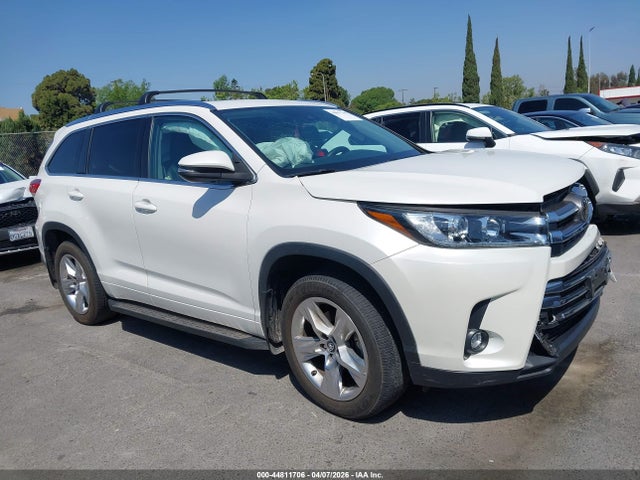 Toyota Highlander Limited 2019 5TDDZRFH0KS983478 Image 13