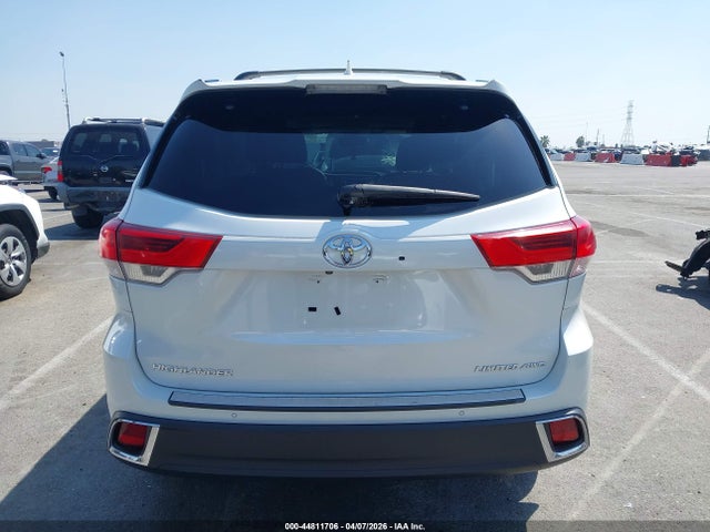 Toyota Highlander Limited 2019 5TDDZRFH0KS983478 Image 16