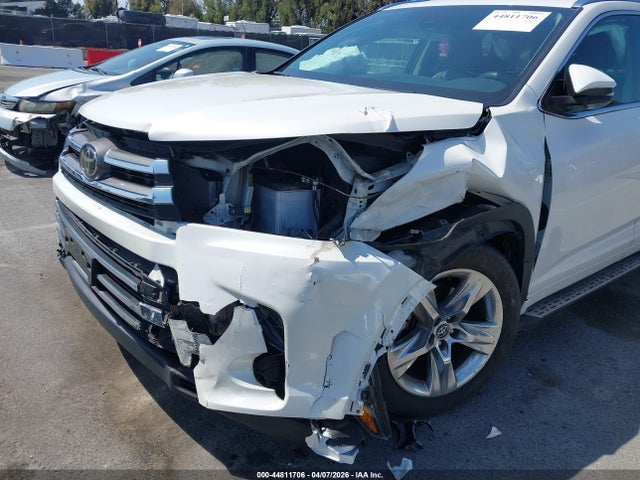 Toyota Highlander Limited 2019 5TDDZRFH0KS983478 Image 6