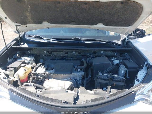 Продажа на аукционе авто 2018 Toyota Rav4 Se, vin: JTMJFREV3JJ184664, номер лота: 44811732